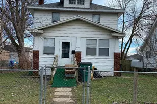 430 N 21st St, Springfield, MI 49037 - Photo 1