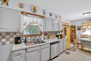 1023 Evanston Dr, Jackson, MI 49202 - Photo 16