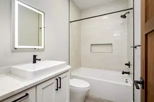 6172 Hellner Rd, Ann Arbor, MI 48105 - Photo 38