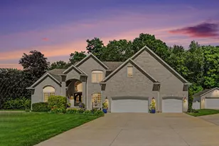 68995 Eagle Cove Ct, Edwardsburg, MI 49112 - Photo 2