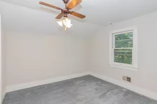 506 E 2nd St, Lawton, MI 49065 - Photo 20