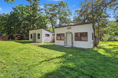 522 W Englewood Avenue, Twin Lake, MI 49457 - Photo 22