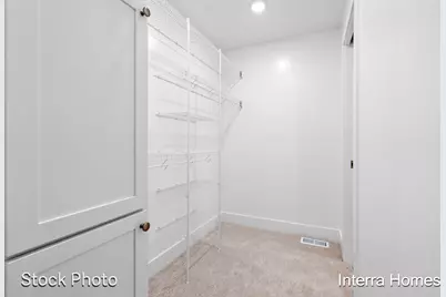 1593 N Village Circle, Kalamazoo, MI 49009 - Photo 16