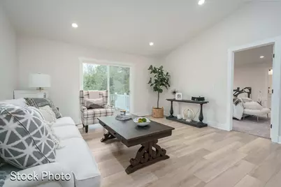 1593 N Village Circle, Kalamazoo, MI 49009 - Photo 10