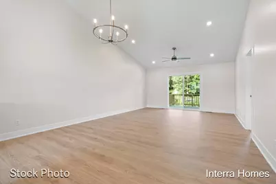 1593 N Village Circle, Kalamazoo, MI 49009 - Photo 8