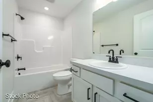 1593 N Village Cir, Kalamazoo, MI 49009 - Photo 20