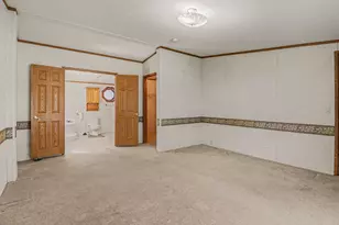 3757 W Woodview Dr, Ludington, MI 49431 - Photo 10