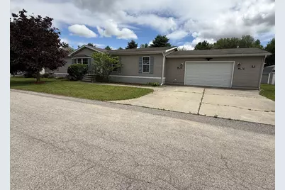3757 W Woodview Drive, Ludington, MI 49431 - Photo 2