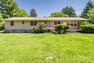 3535 S Sheridan Drive, Muskegon, MI 49444 - Photo 2