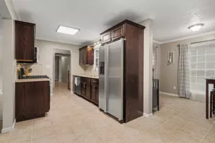 211 Strongwood Ave, Battle Creek, MI 49014 - Photo 10