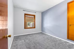 201 Taylor Ave, Battle Creek, MI 49037 - Photo 8