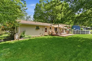 2452 Moore Pl, Howell, MI 48843 - Photo 34