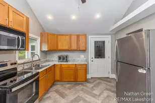 2122 Coats Grove Rd, Hastings, MI 49058 - Photo 14
