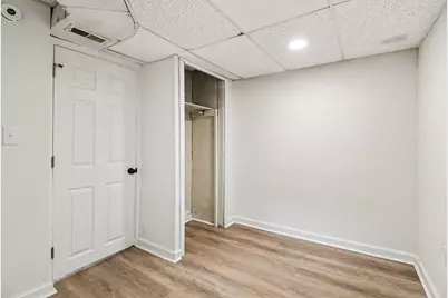 319 N Rowe Street, Ludington, MI 49431 - Photo 36