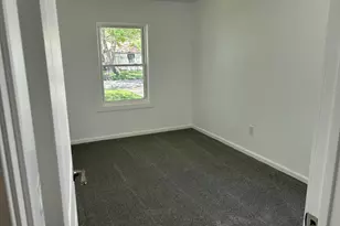 35321 Hazelwood St, Westland, MI 48186 - Photo 16