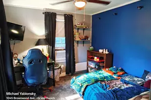 1045 Brownwood Ave NW, Grand Rapids, MI 49504 - Photo 14