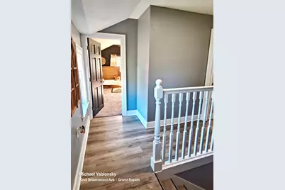 1045 Brownwood Avenue NW, Grand Rapids, MI 49504 - Photo 16