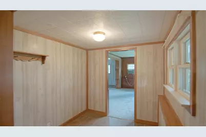 113 W 5th Street, Buchanan, MI 49107 - Photo 14