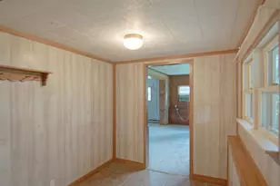 113 W 5th St, Buchanan, MI 49107 - Photo 14