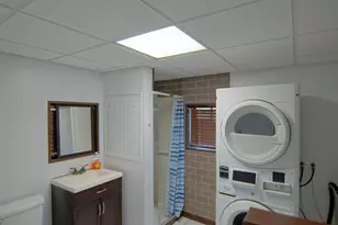 113 W 5th St, Buchanan, MI 49107 - Photo 6