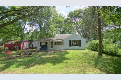 113 W 5th Street, Buchanan, MI 49107 - Photo 1