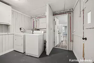 1012 Masonic St, Belding, MI 48809 - Photo 18
