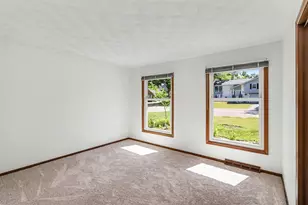 7626 Hampton Oaks Dr, Portage, MI 49024 - Photo 2