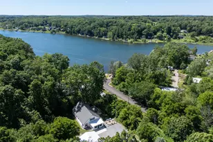 6973 Ackers Pt Dr, Delton, MI 49046 - Photo 4