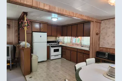 934 E 72nd Street, Idlewild, MI 49642 - Photo 2