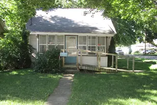 520 E North St, Jackson, MI 49202 - Photo 1