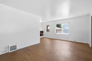 182 Summit St, Pontiac, MI 48342 - Photo 6