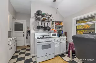 623 Cherry St SE, Grand Rapids, MI 49503 - Photo 18