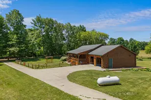 7470 Moreland Rd, Jonesville, MI 49250 - Photo 22