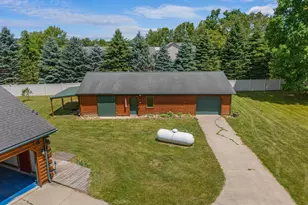 7470 Moreland Rd, Jonesville, MI 49250 - Photo 24