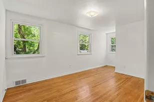 1653 Ridgeview St SE, Grand Rapids, MI 49506 - Photo 18
