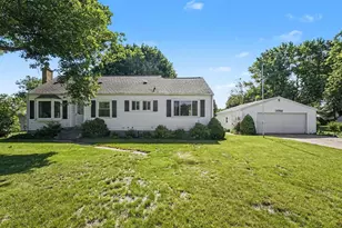 3756 Auburn Ave NE, Grand Rapids, MI 49525 - Photo 24