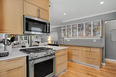 2621 Elmwood Drive SE, Grand Rapids, MI 49506 - Photo 8