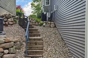 6945 Hunters Creek, Kalamazoo, MI 49048 - Photo 24