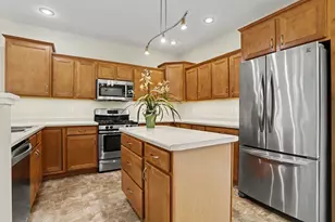 6945 Hunters Creek, Kalamazoo, MI 49048 - Photo 6