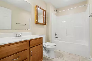 6945 Hunters Creek, Kalamazoo, MI 49048 - Photo 18
