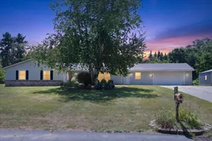 9065 Nature Way, Kalamazoo, MI 49009 - Photo 2