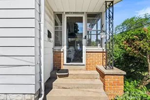 850 Richmond St NW, Grand Rapids, MI 49504 - Photo 6