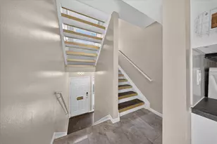 9579 Harbour Cove Ct, Ypsilanti, MI 48197 - Photo 18