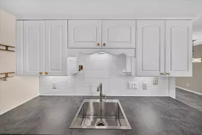9579 Harbour Cove Court, Ypsilanti, MI 48197 - Photo 8