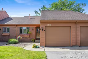 1346 Bent Tree Dr, Hudsonville, MI 49426 - Photo 2