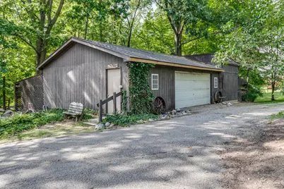 10660 D Drive S, Ceresco, MI 49033 - Photo 4