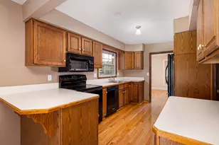 41826 Sunnydale Ln, Northville, MI 48168 - Photo 26