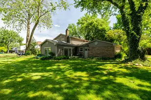 41826 Sunnydale Ln, Northville, MI 48168 - Photo 6