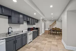 5578 Blackberry Bluff Ct SE, Kentwood, MI 49512 - Photo 50
