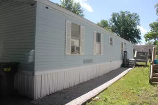 27 Inca Dr SW, Grand Rapids, MI 49548 - Photo 4